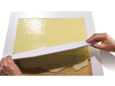 RÈGLE ÉGALISATRICE MATFER PLASTIQUE 56X8CM POUR BOULANGERIE ET PÂTISSERIE